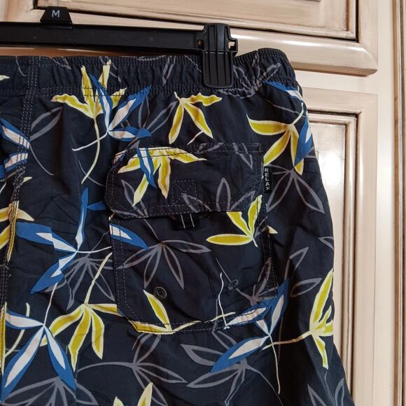 TOMMY BAHAMA RELAX—Swim Trunks—Tropical NAVY—Mens Size L Large - Picture 4 of 6